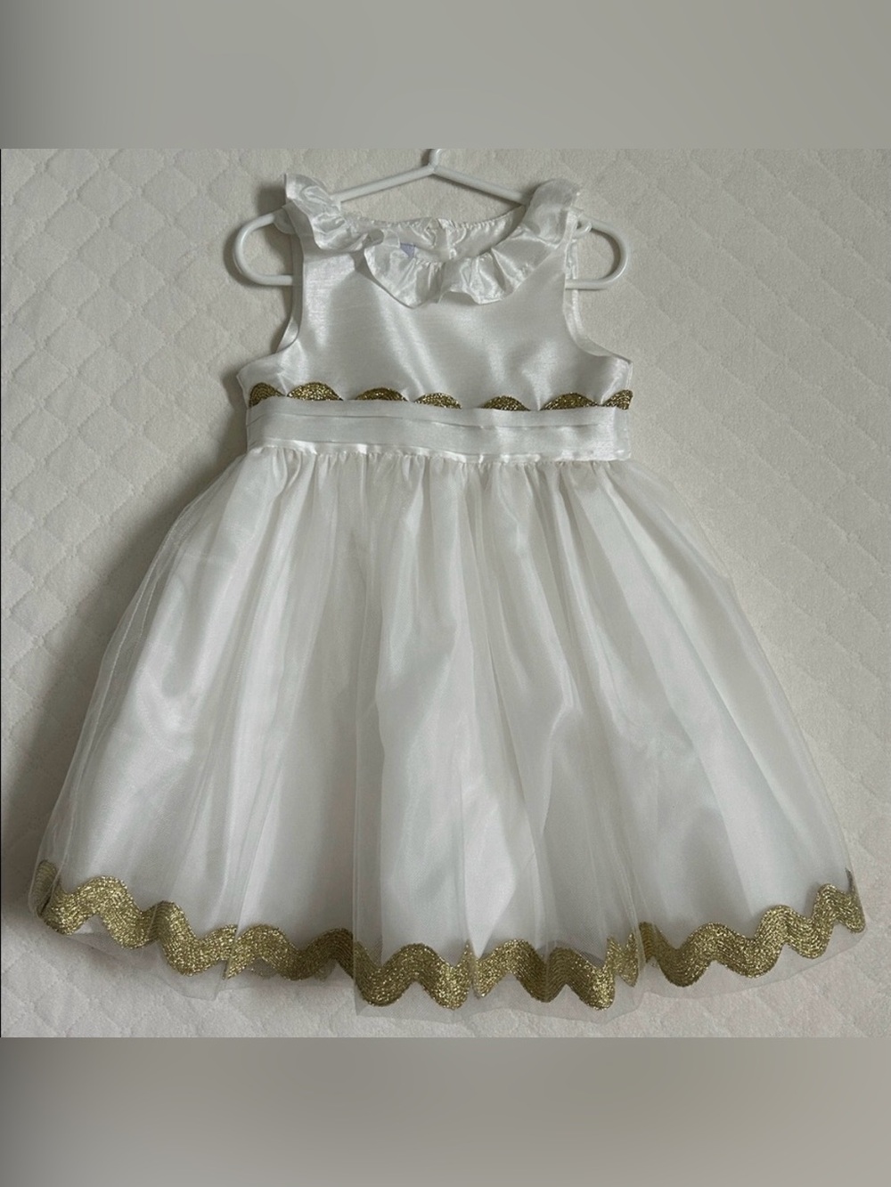 Mud Pie | White Gold Special Occasion Girl Dress | 4T | NWOT